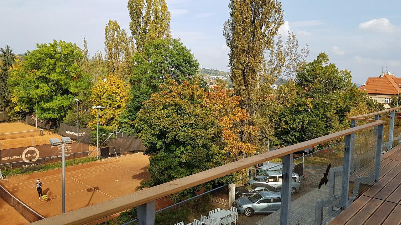 Sport Pension Cibulka Prag Exteriör bild